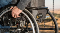rehabilitace wheelchair-749985 960 720